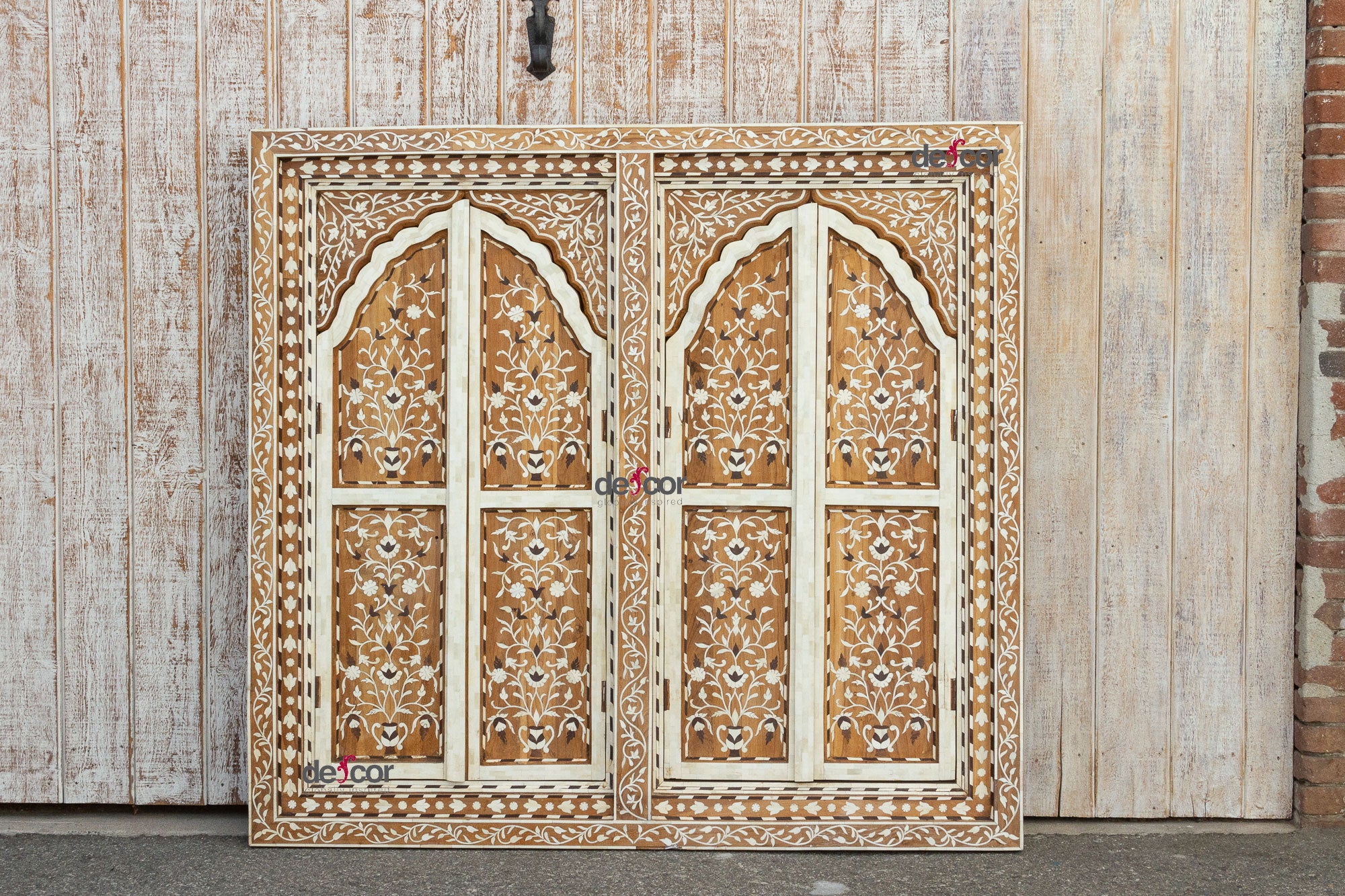 DE-COR | Ispirazione globale, Pannello per finestra con intarsio reale ad arco Mihrab