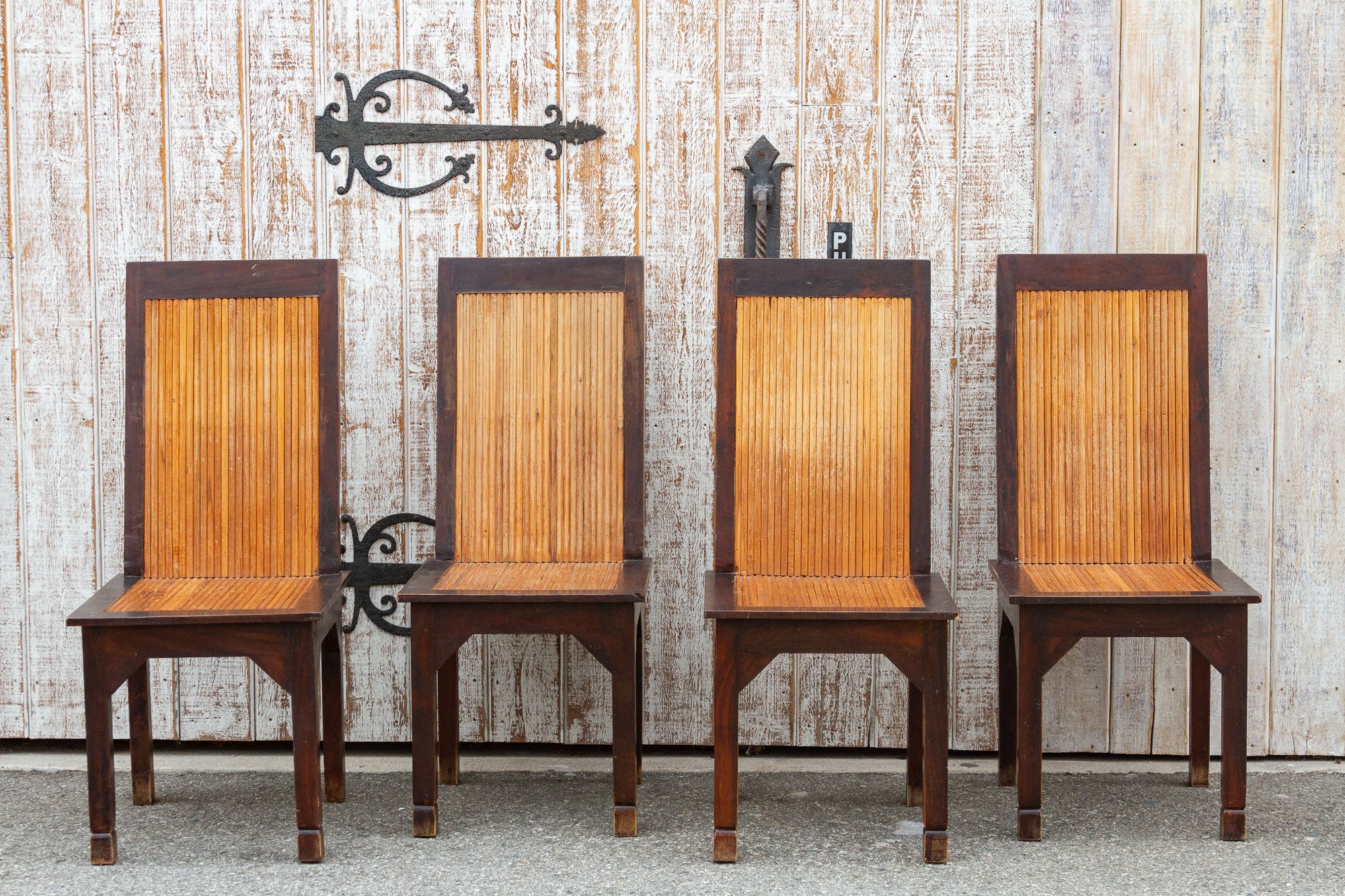 DE-COR | Ispirazione globale, Set di quattro sedie alte in legno e bambù Plantation