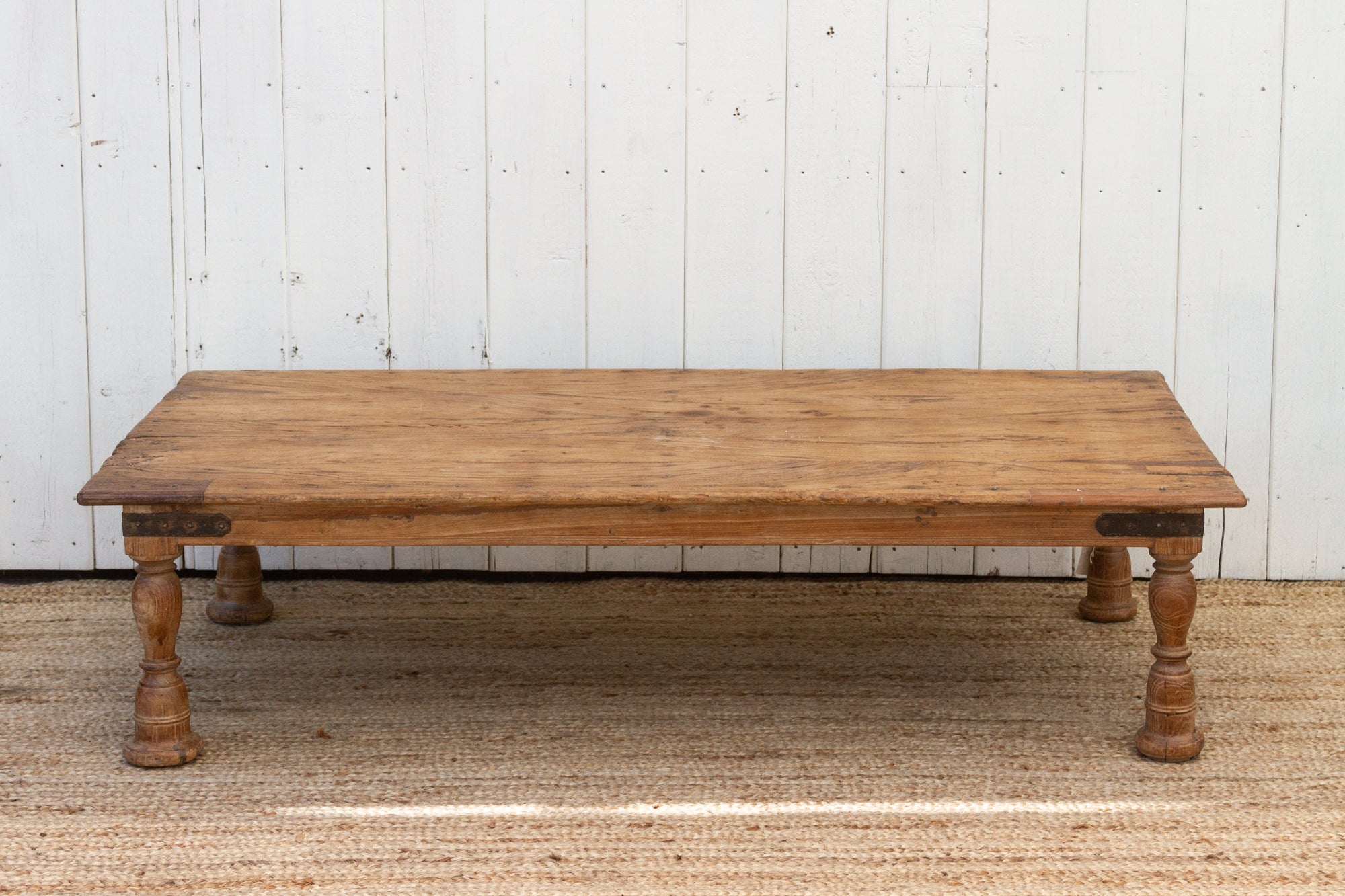 DE-COR | Ispirazione globale, Tavolino inglese in legno primitivo