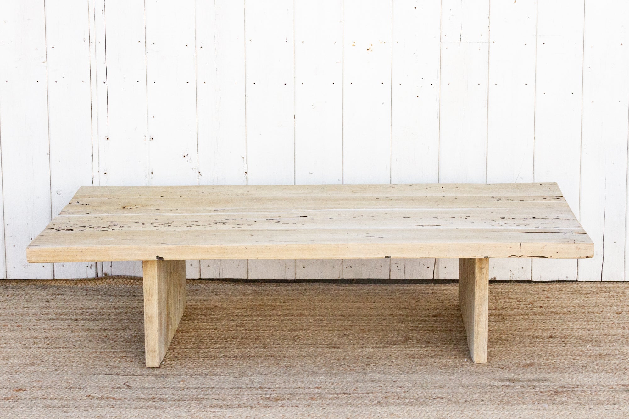 DE-COR | Ispirazione globale, Tavolino rustico moderno in legno di ferro sbiancato