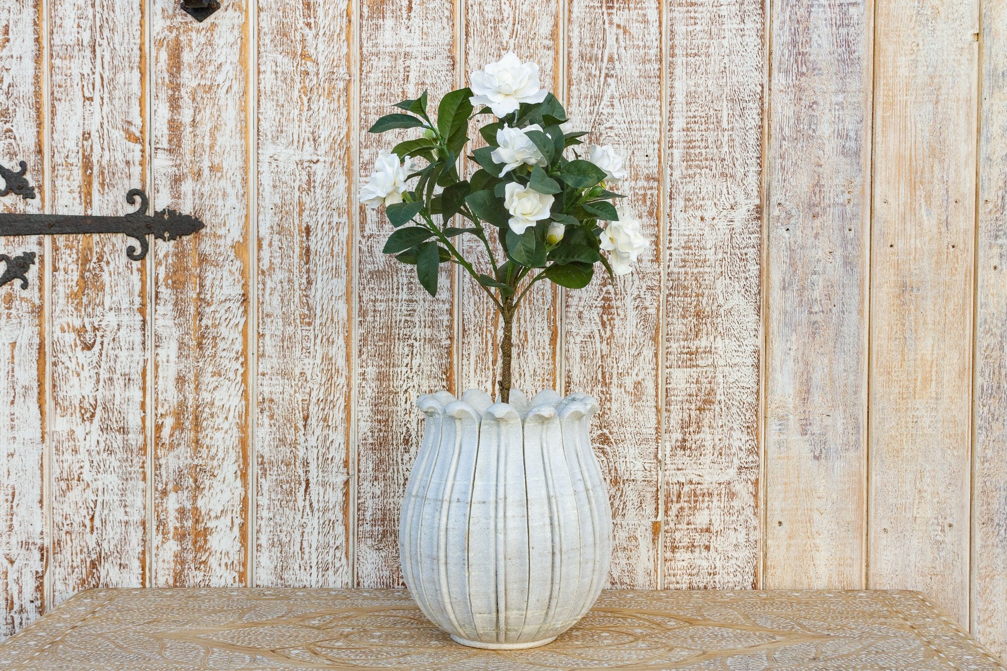 DE-COR | Ispirazione globale, Vaso alto aperto in marmo Lotus (commercio)