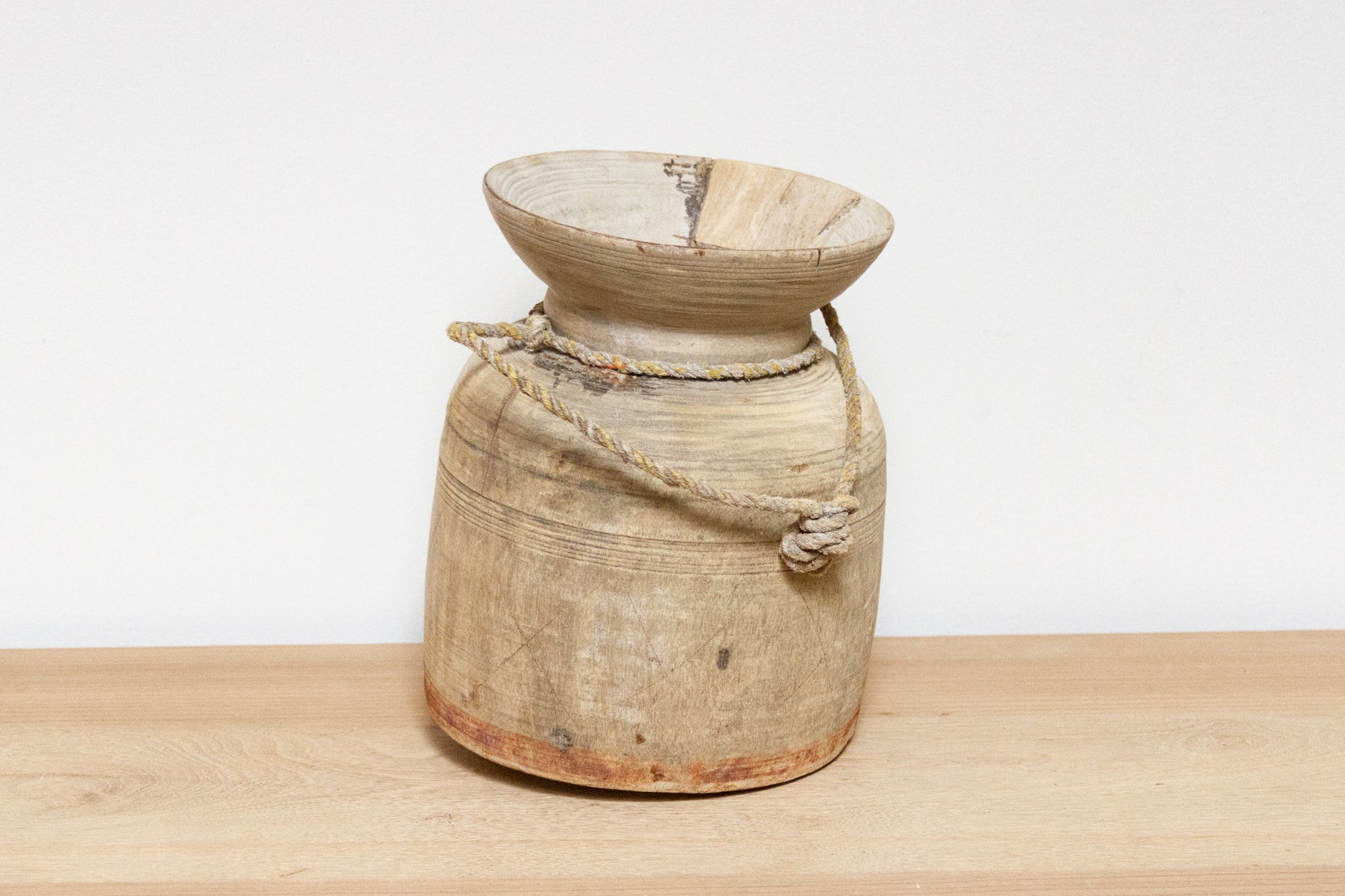 DE-COR | Ispirazione globale, Vaso antico tribale in legno - Dhani