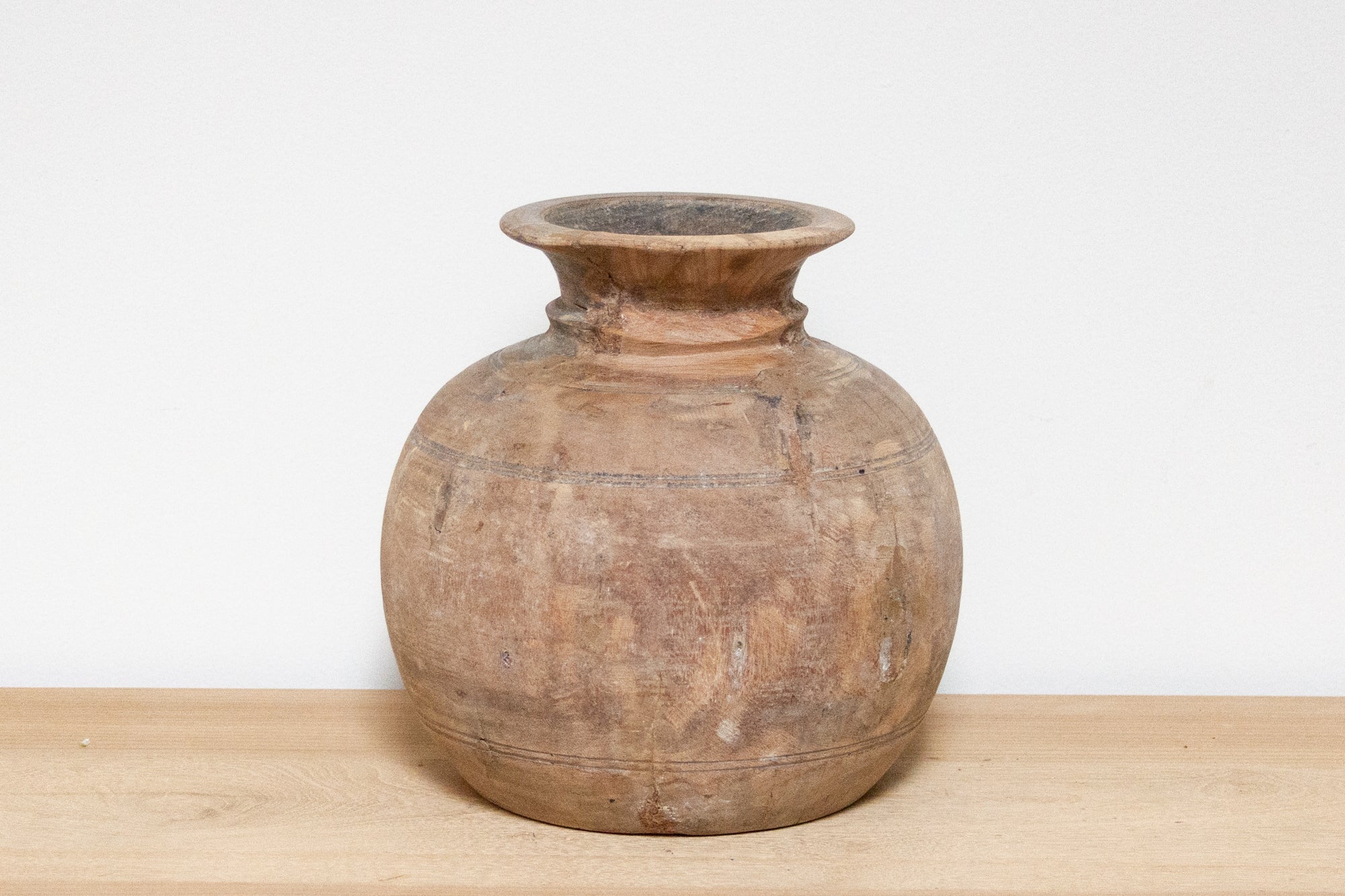 DE-COR | Ispirazione globale, Vaso di legno rustico arrotondato - Malar
