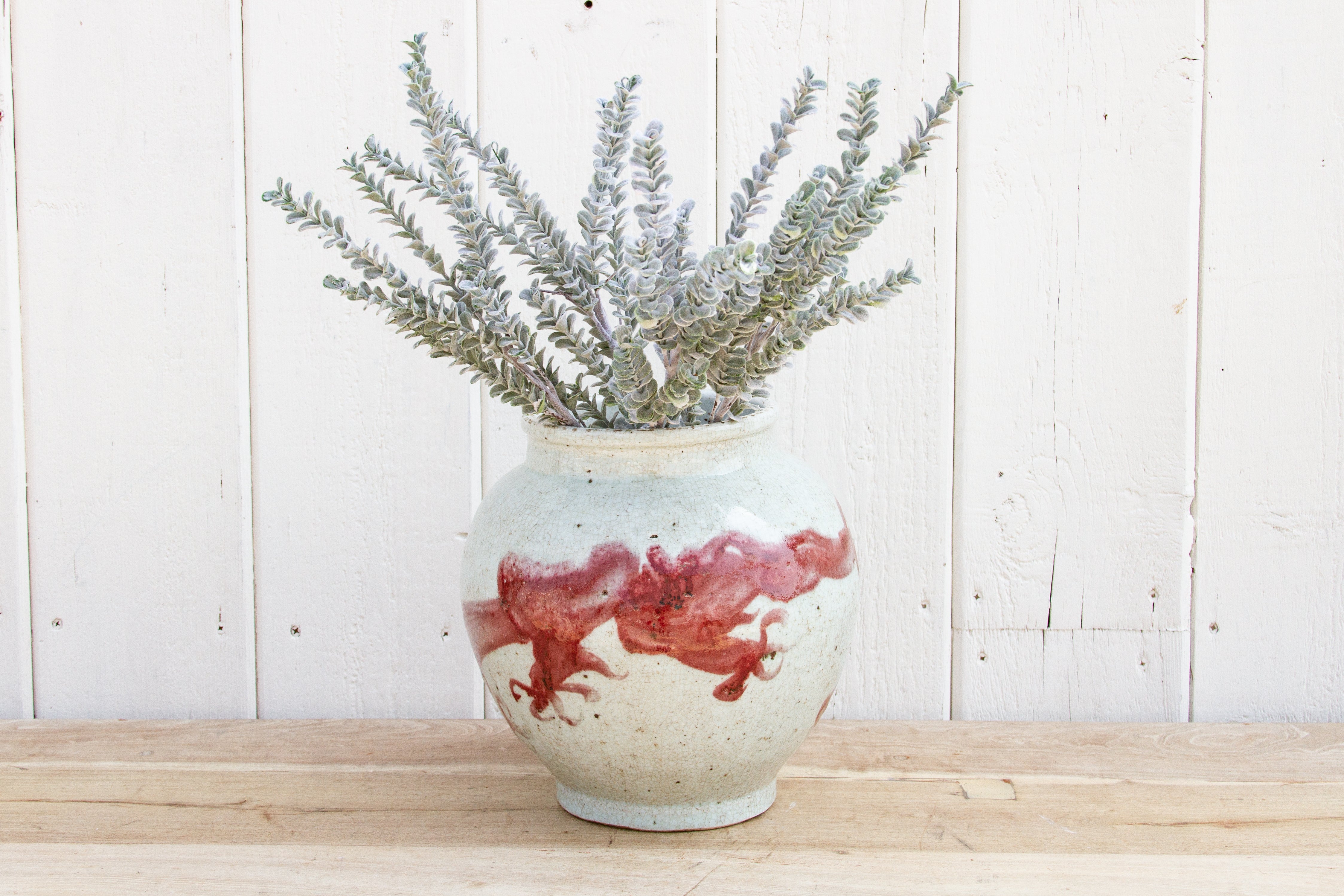 DE-COR | Ispirazione globale, Vaso di porcellana con drago bianco e rosso (commercio)