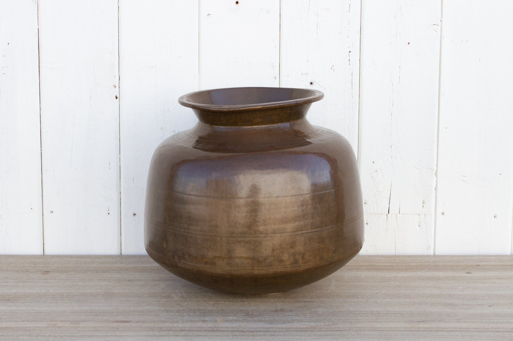 DE-COR | Ispirazione globale, Vaso originale in ottone patinato del Kerala